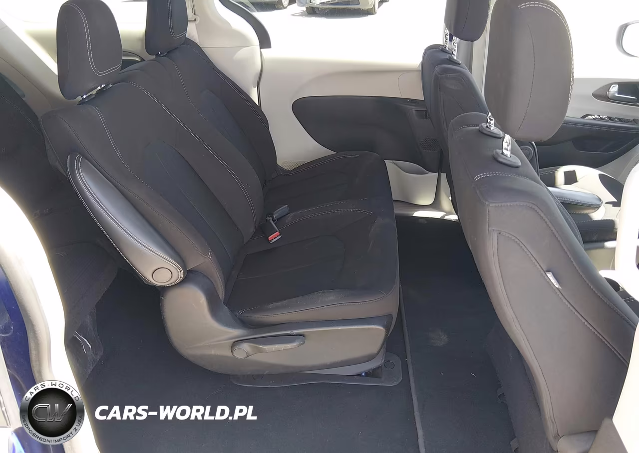2021 Chrysler Voyager L VIN:2C4RC1AG6MR558396 - 8