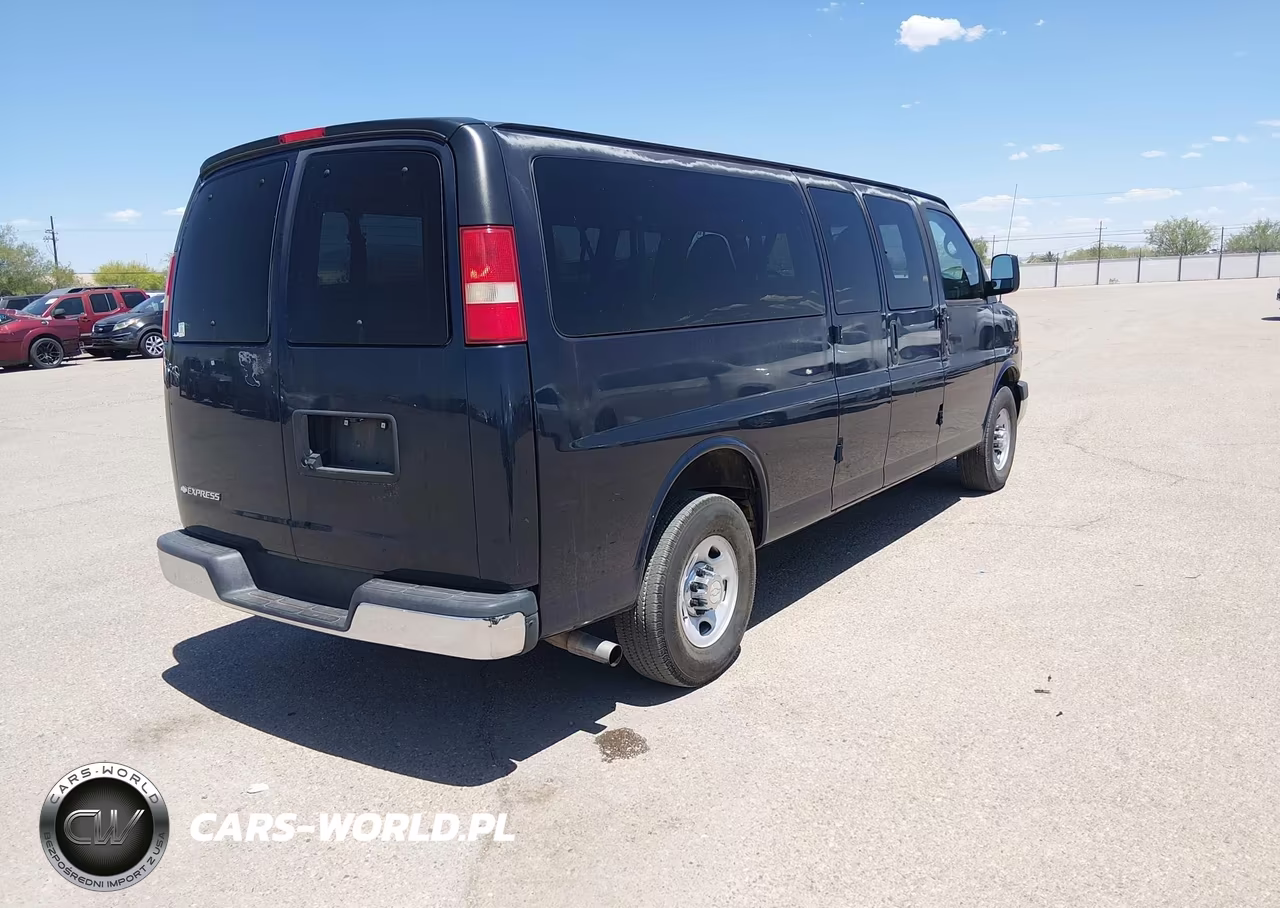 2014 Chevrolet Express 3500 Lt VIN:1GAZG1FG8E1182103 - 4