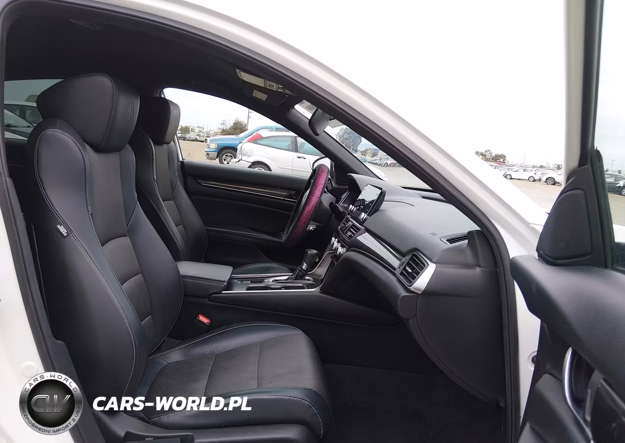 2018 Honda Accord Sport VIN:1HGCV1F39JA227156 - 5
