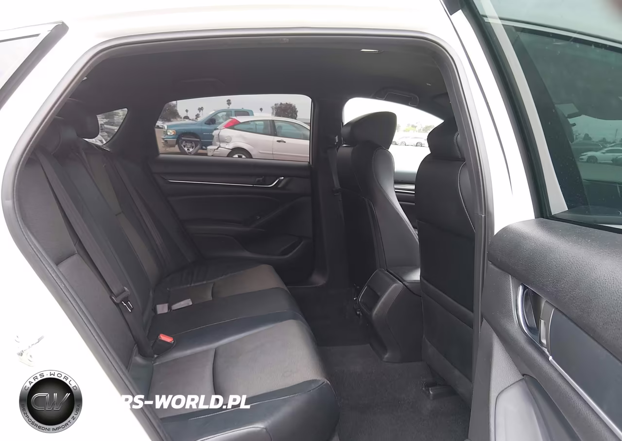 2018 Honda Accord Sport VIN:1HGCV1F39JA227156 - 8