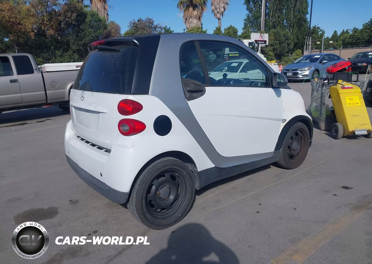 2010 Smart Fortwo Passion-Pure VIN:WMEEJ3BA8AK418484 - 4