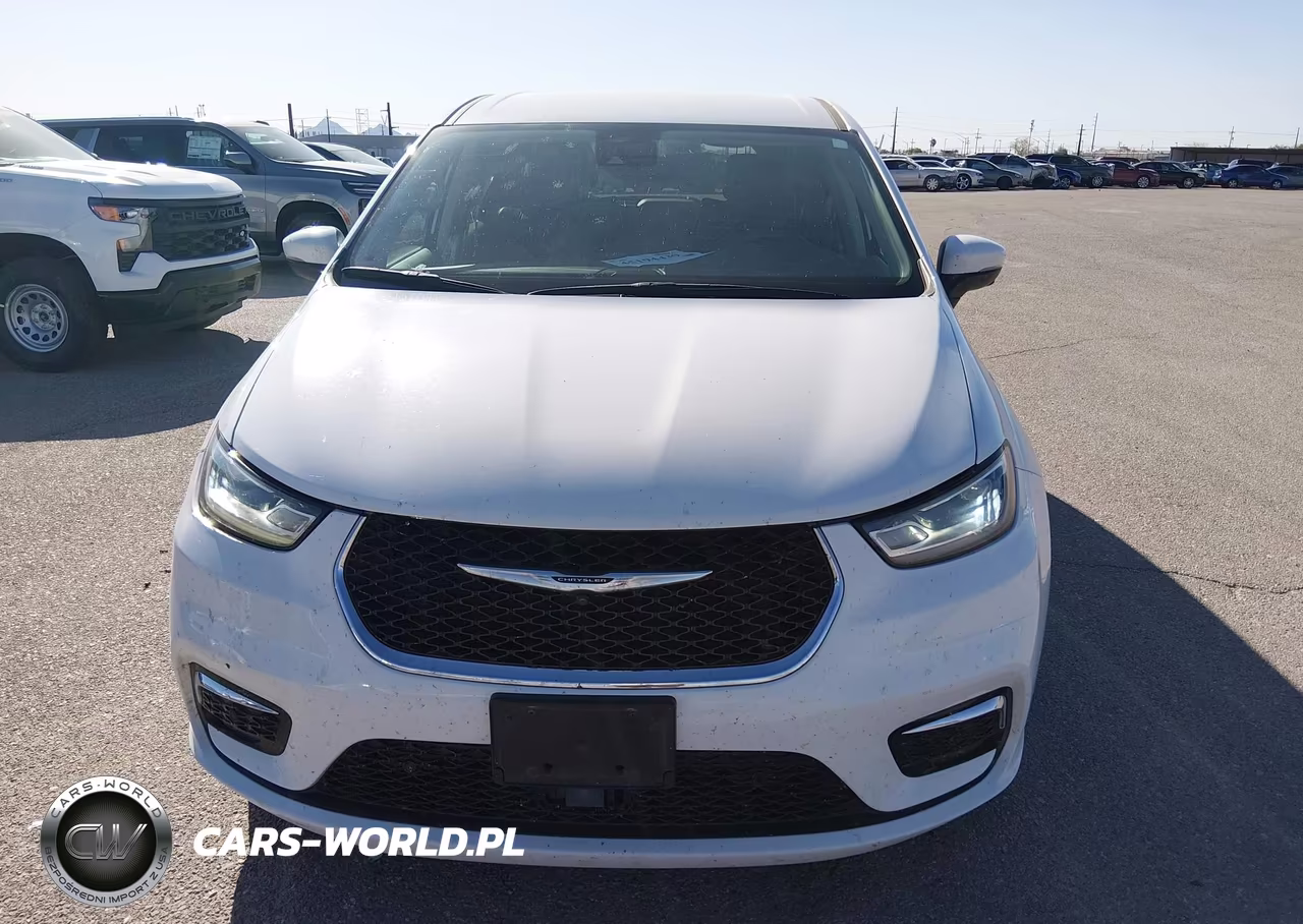 2023 Chrysler Pacifica Hybrid Touring L VIN:2C4RC1L75PR572761 - 12