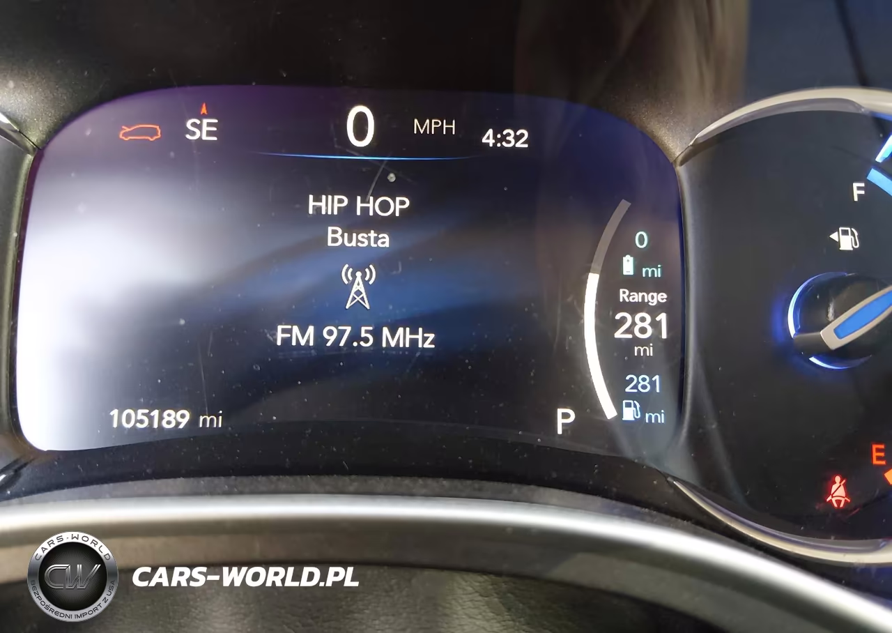 2023 Chrysler Pacifica Hybrid Touring L VIN:2C4RC1L75PR572761 - 15