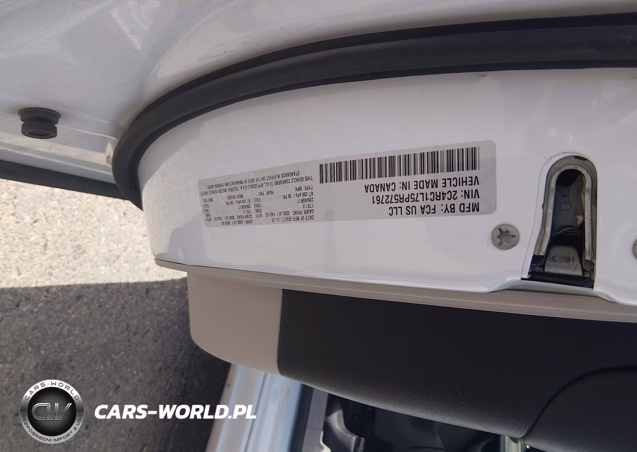 2023 Chrysler Pacifica Hybrid Touring L VIN:2C4RC1L75PR572761 - 9
