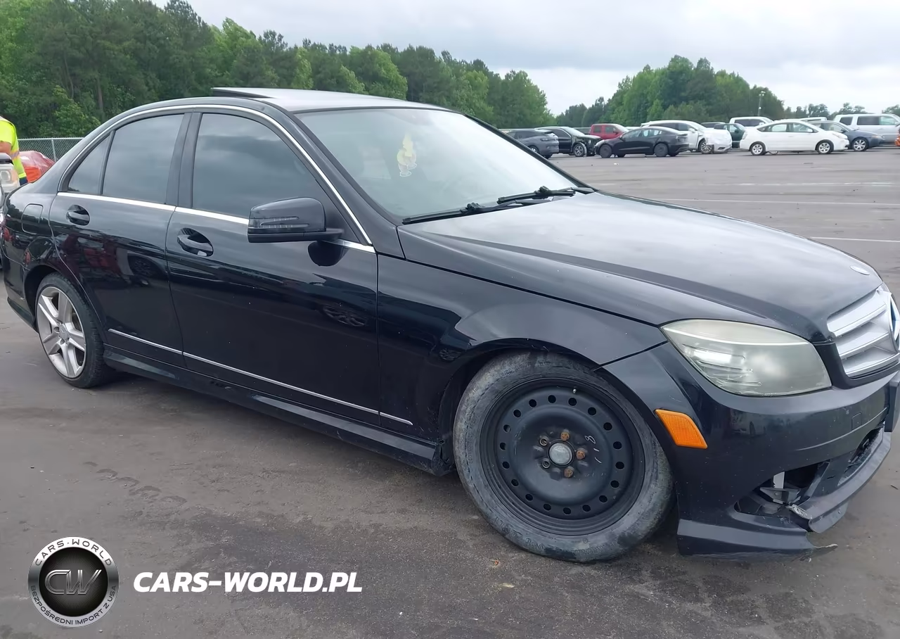 2011 Mercedes-Benz C 300 Luxury 4Matic-Sport 4Matic