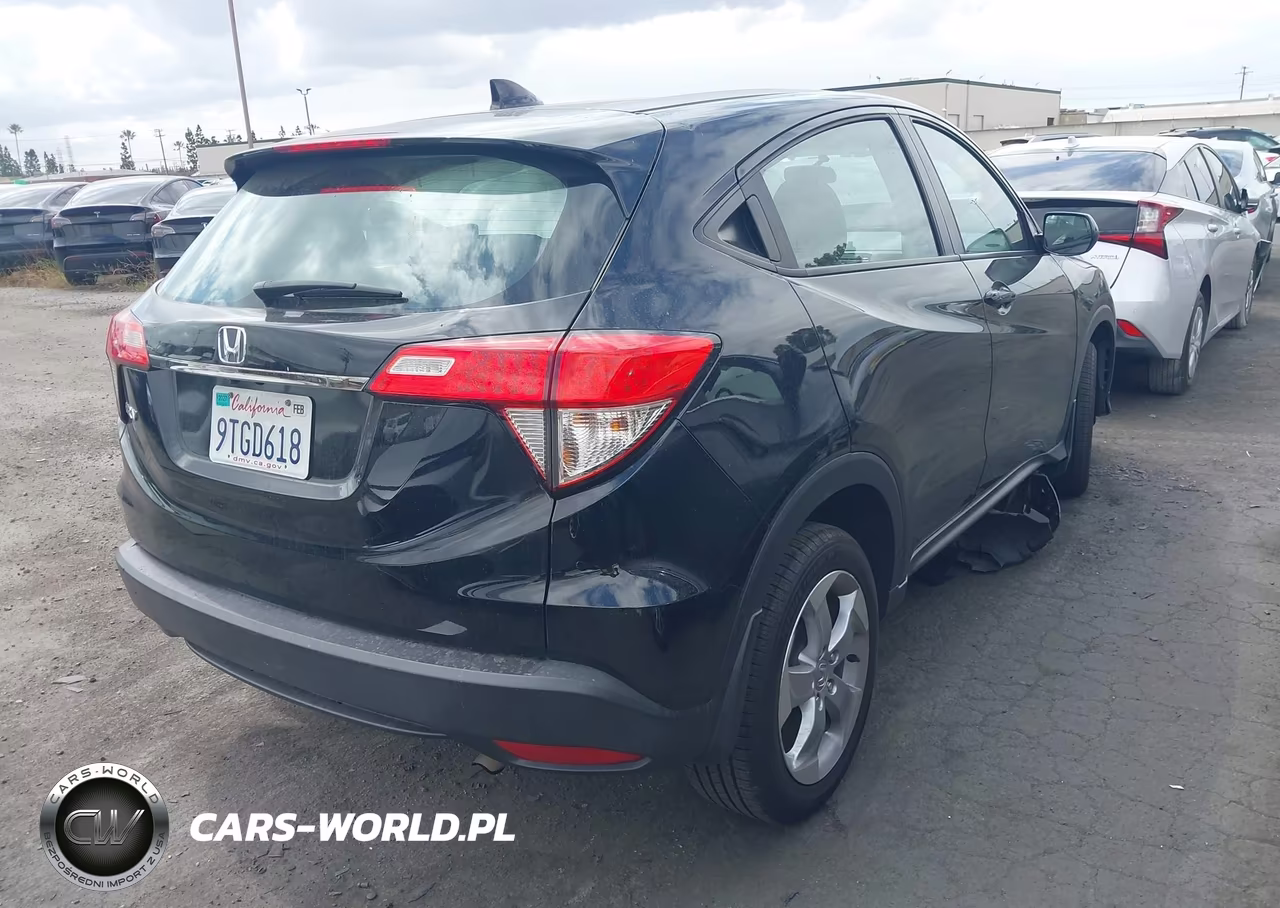 2022 Honda Hr-V 2Wd Lx VIN:3CZRU5H33NM732547 - 4