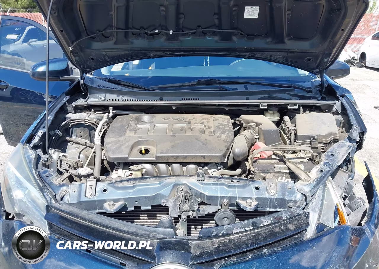 2018 Toyota Corolla Le VIN:5YFBURHE6JP808667 - 10
