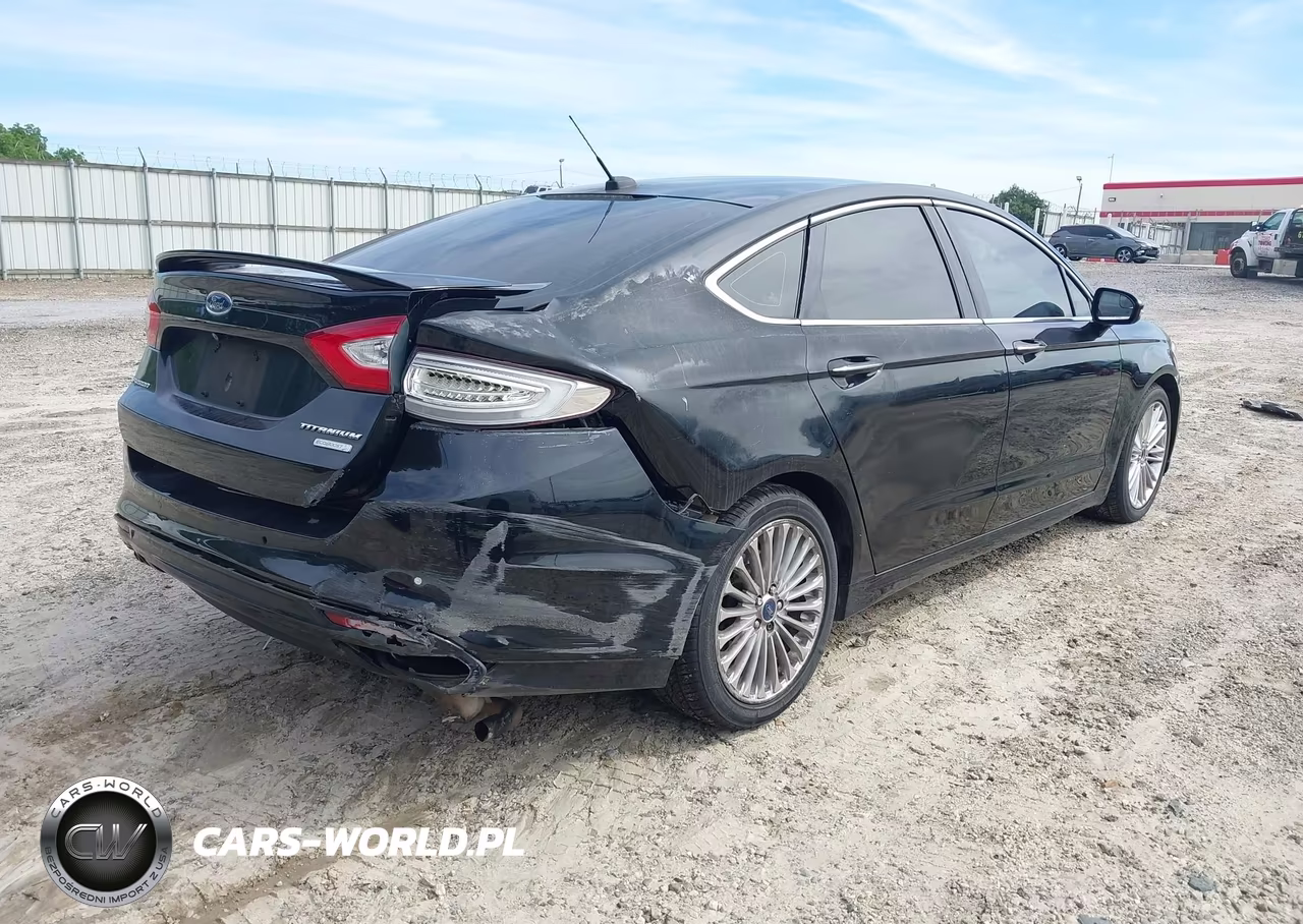 2016 Ford Fusion Titanium VIN:3FA6P0K91GR135182 - 4