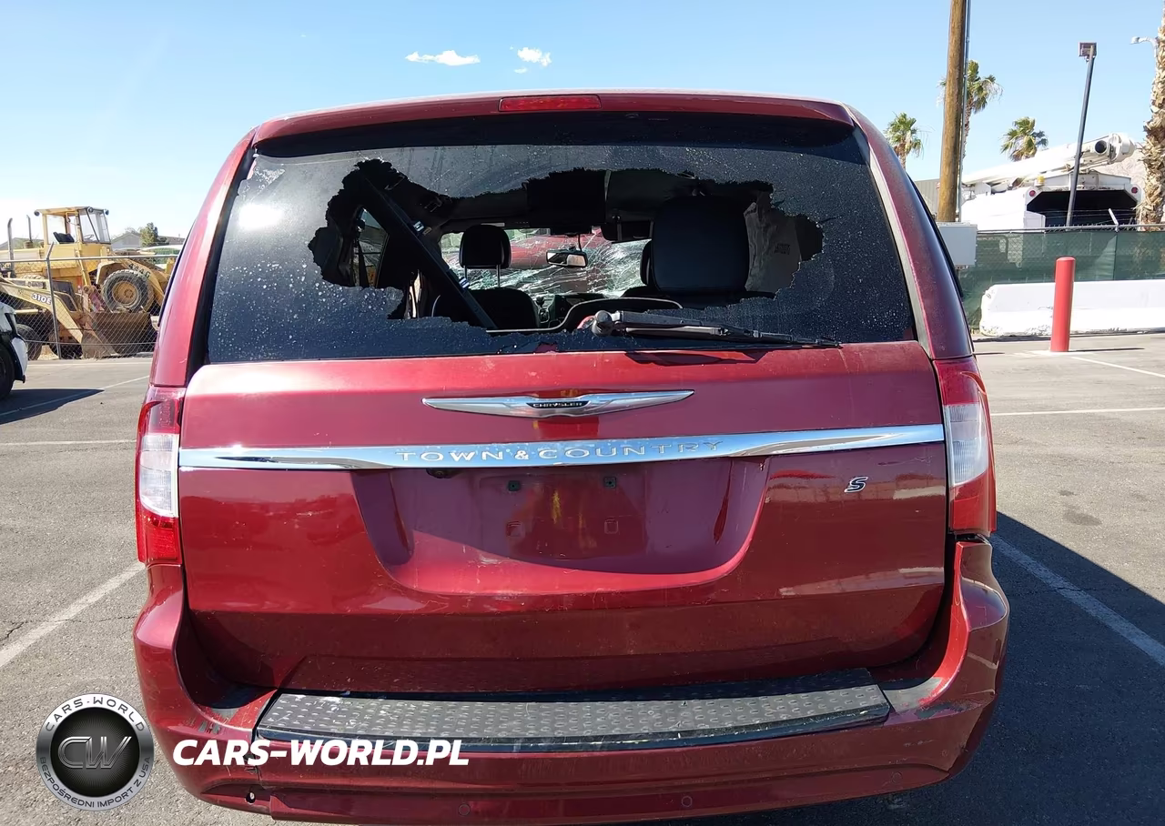 2014 Chrysler Town & Country S VIN:2C4RC1HG3ER304278 - 15