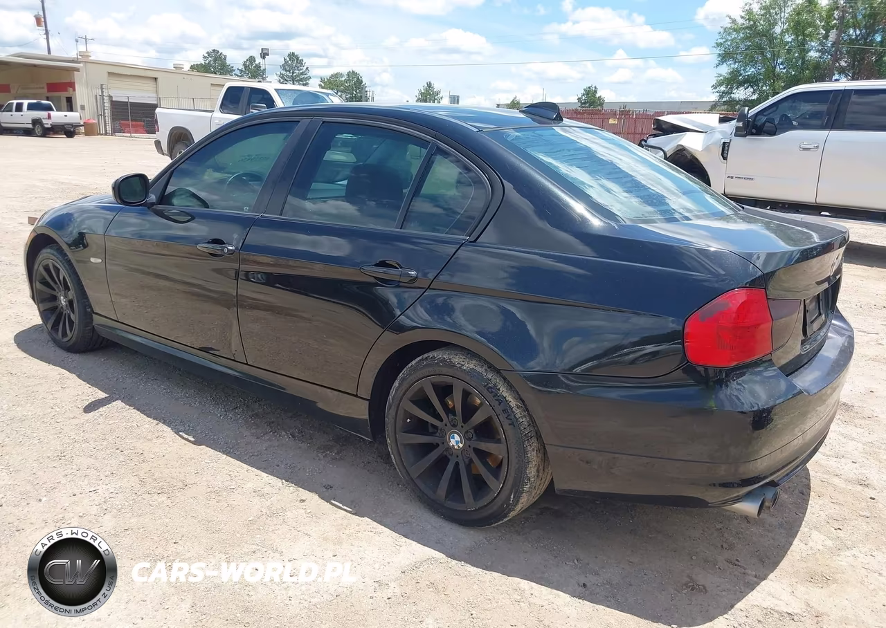 2011 BMW 328I VIN:WBAPH7G59BNN02316 - 3