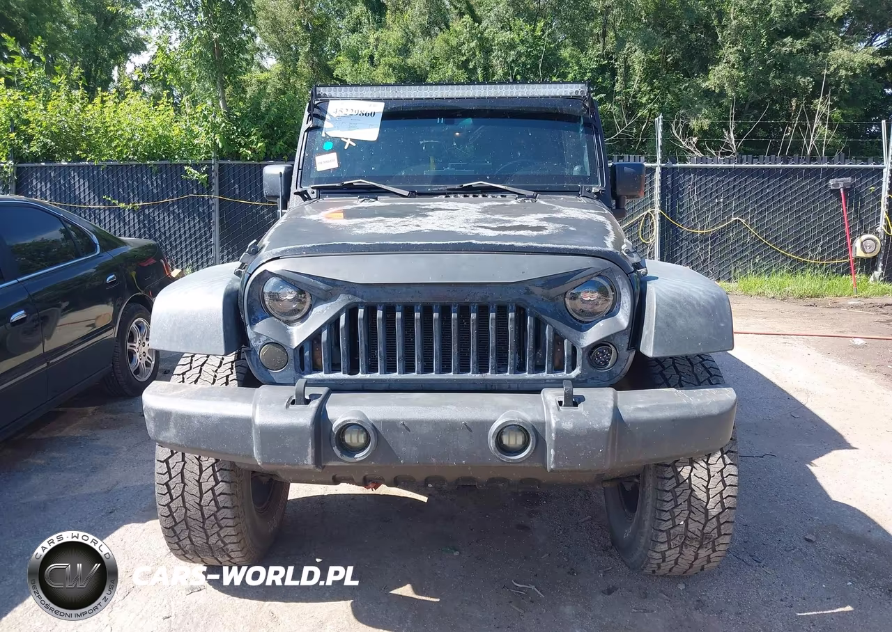 2008 Jeep Wrangler Unlimited X VIN:1J4GB39148L517912 - 12