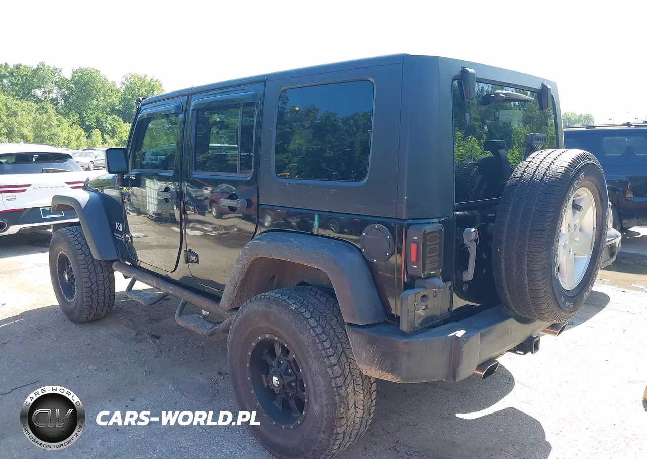 2008 Jeep Wrangler Unlimited X VIN:1J4GB39148L517912 - 3