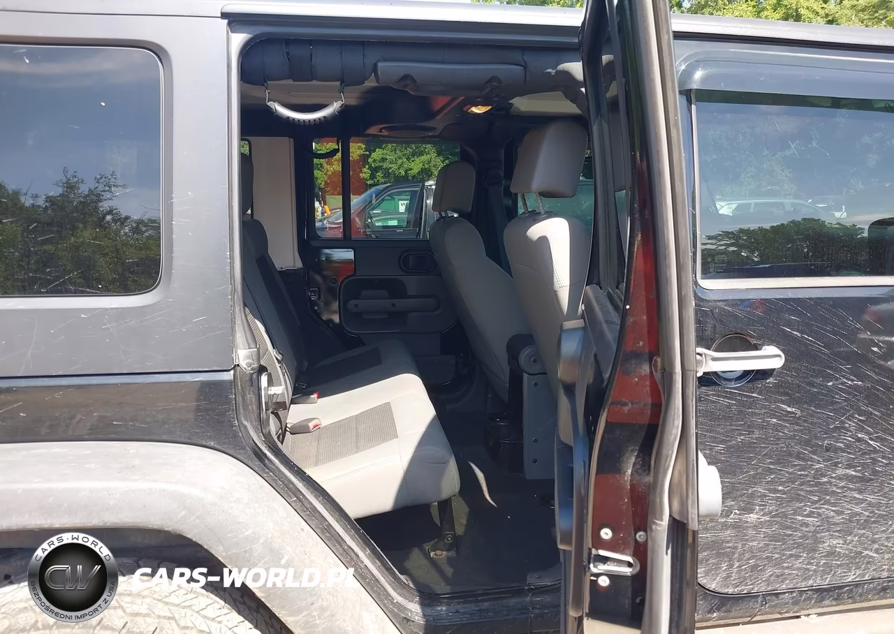 2008 Jeep Wrangler Unlimited X VIN:1J4GB39148L517912 - 8