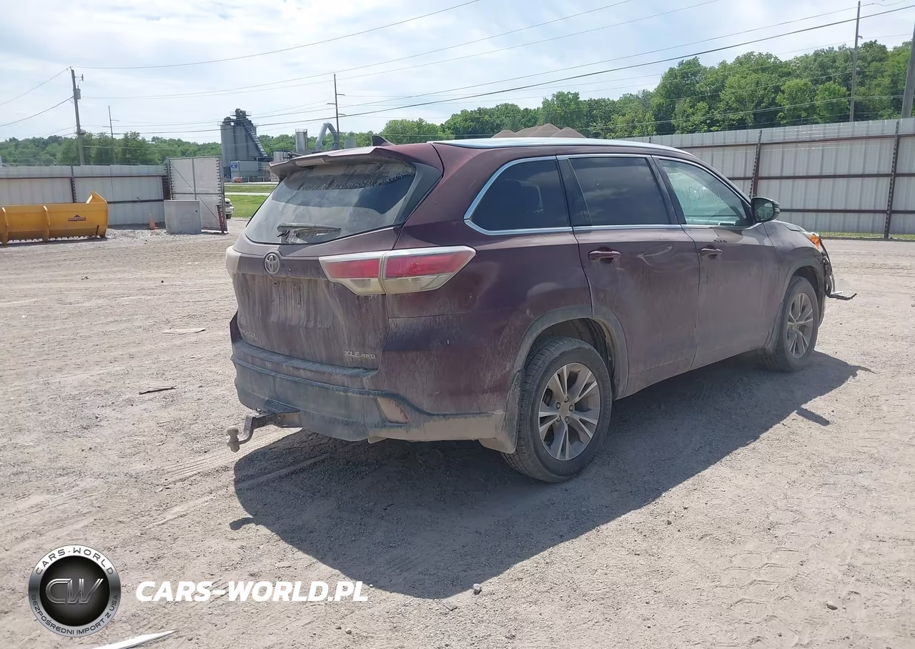 2014 Toyota Highlander Xle V6 VIN:5TDJKRFH4ES054647 - 4