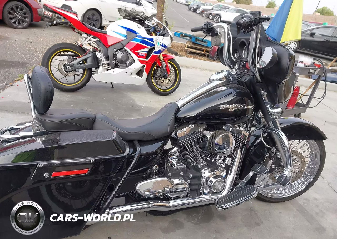 2008 Harley-Davidson Flhx VIN:1HD1KB4128Y701941 - 12