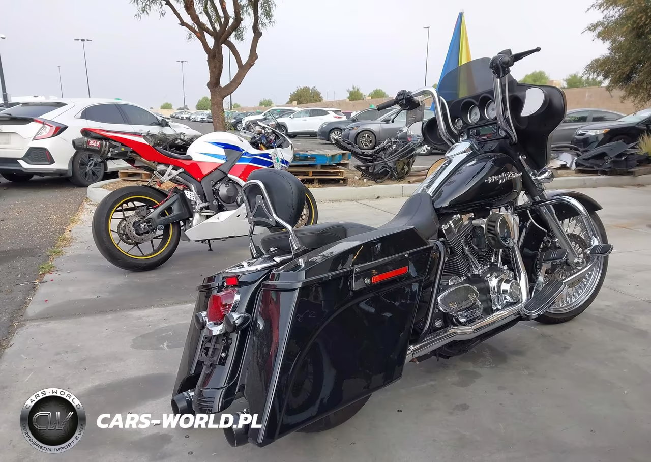 2008 Harley-Davidson Flhx VIN:1HD1KB4128Y701941 - 4