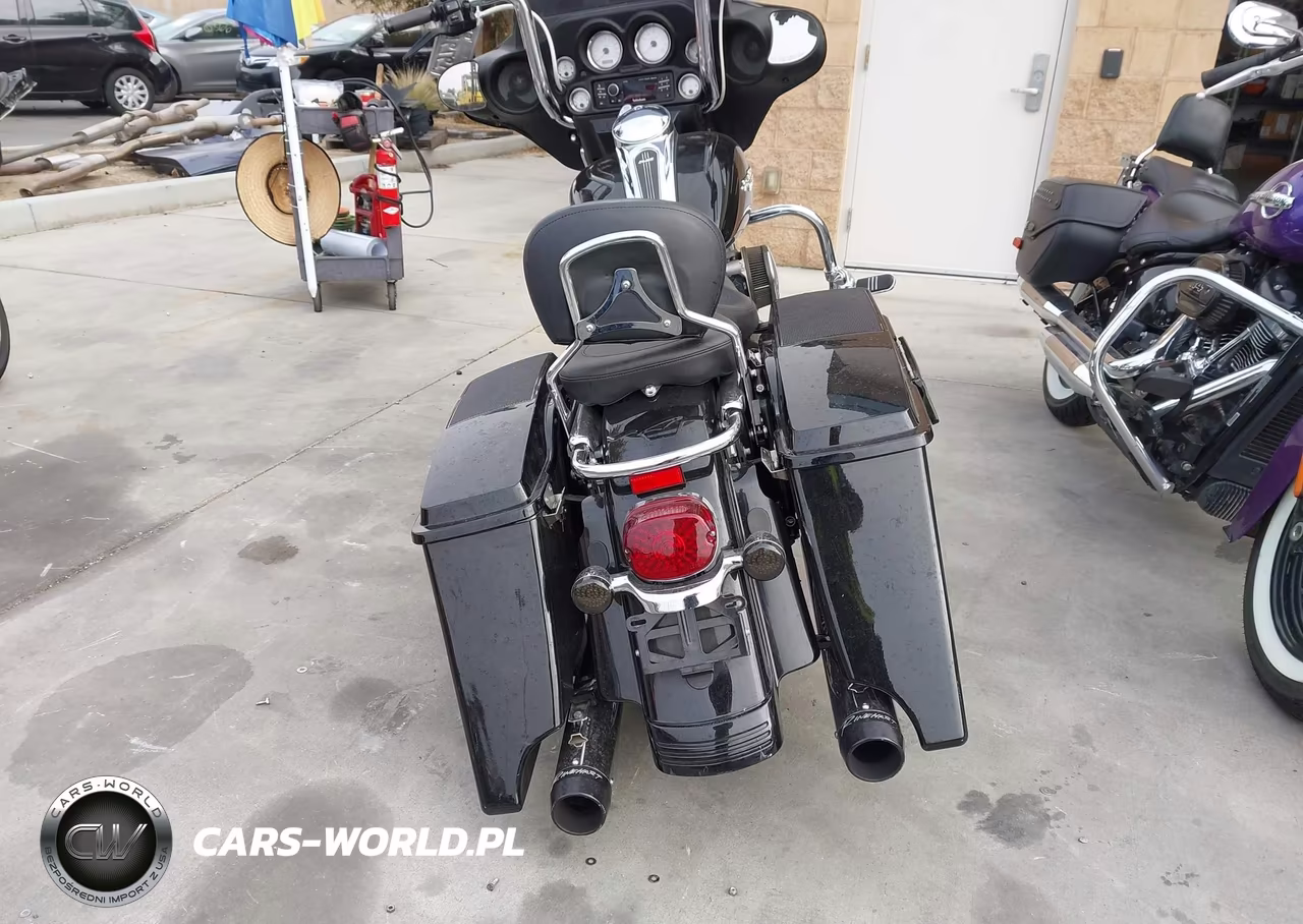 2008 Harley-Davidson Flhx VIN:1HD1KB4128Y701941 - 6