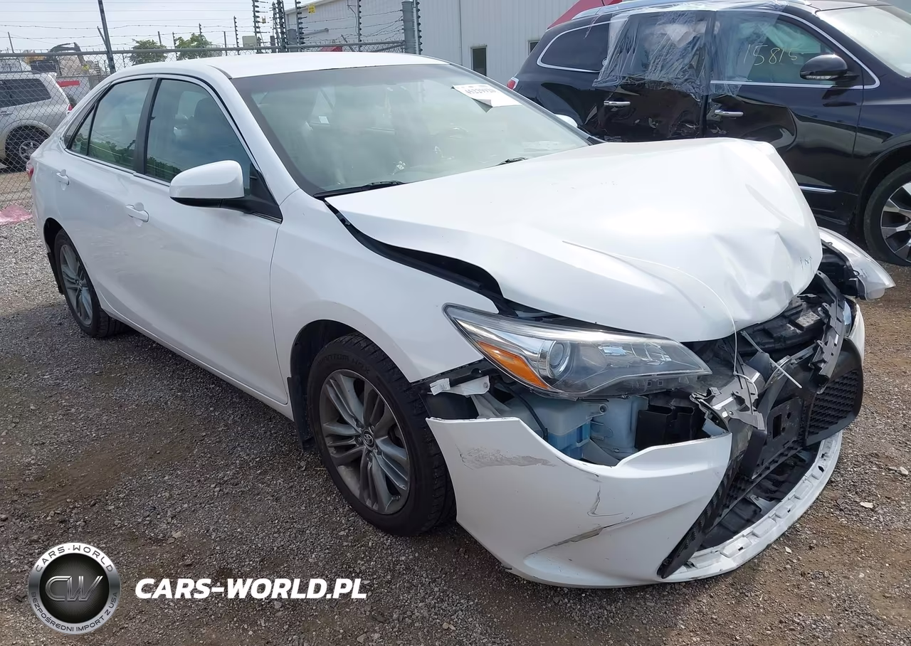 2015 Toyota Camry Se – zdjęcie 1 z 16