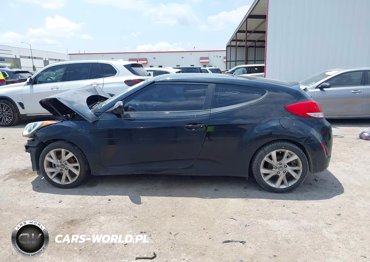 2016 Hyundai Veloster VIN:KMHTC6AD3GU256821 - 14