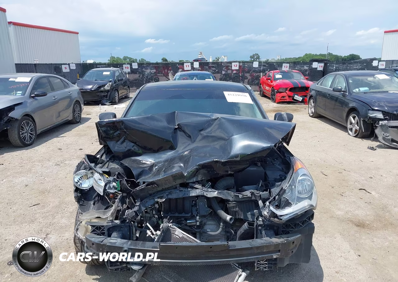 2016 Hyundai Veloster VIN:KMHTC6AD3GU256821 - 6
