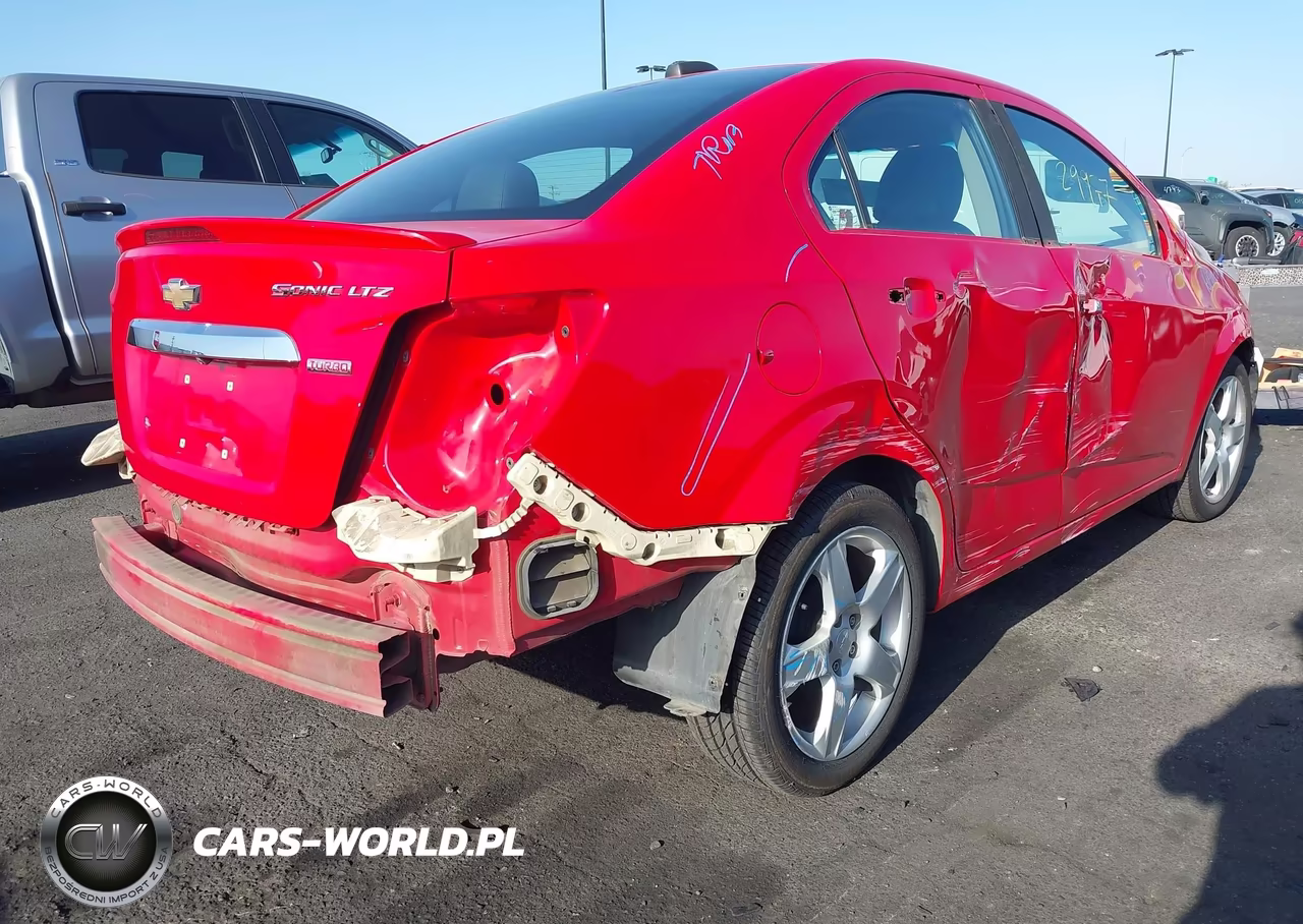 2016 Chevrolet Sonic Ltz Auto VIN:1G1JE5SB4G4137116 - 4