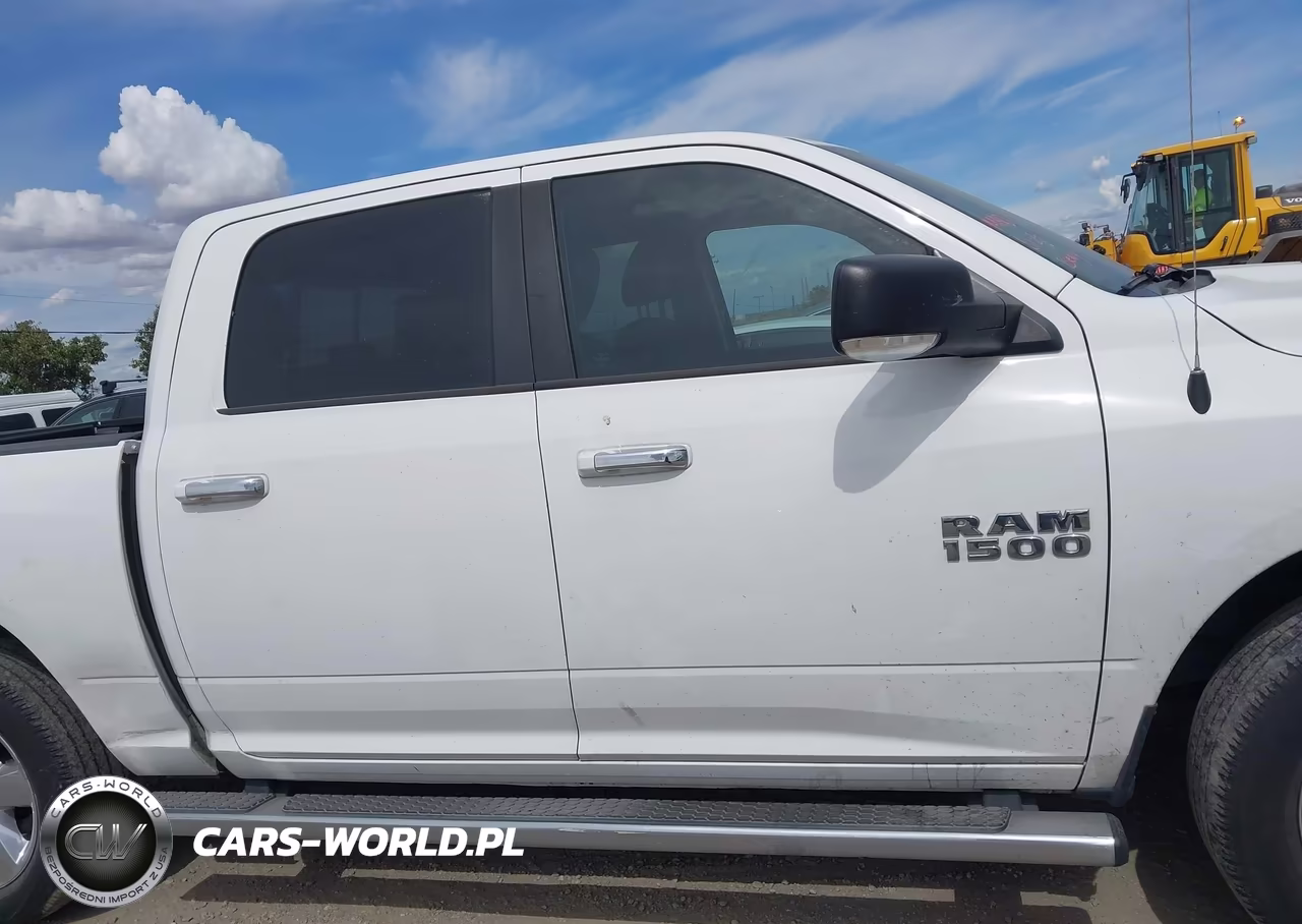2016 Ram 1500 Big Horn VIN:1C6RR7LG9GS186416 - 13
