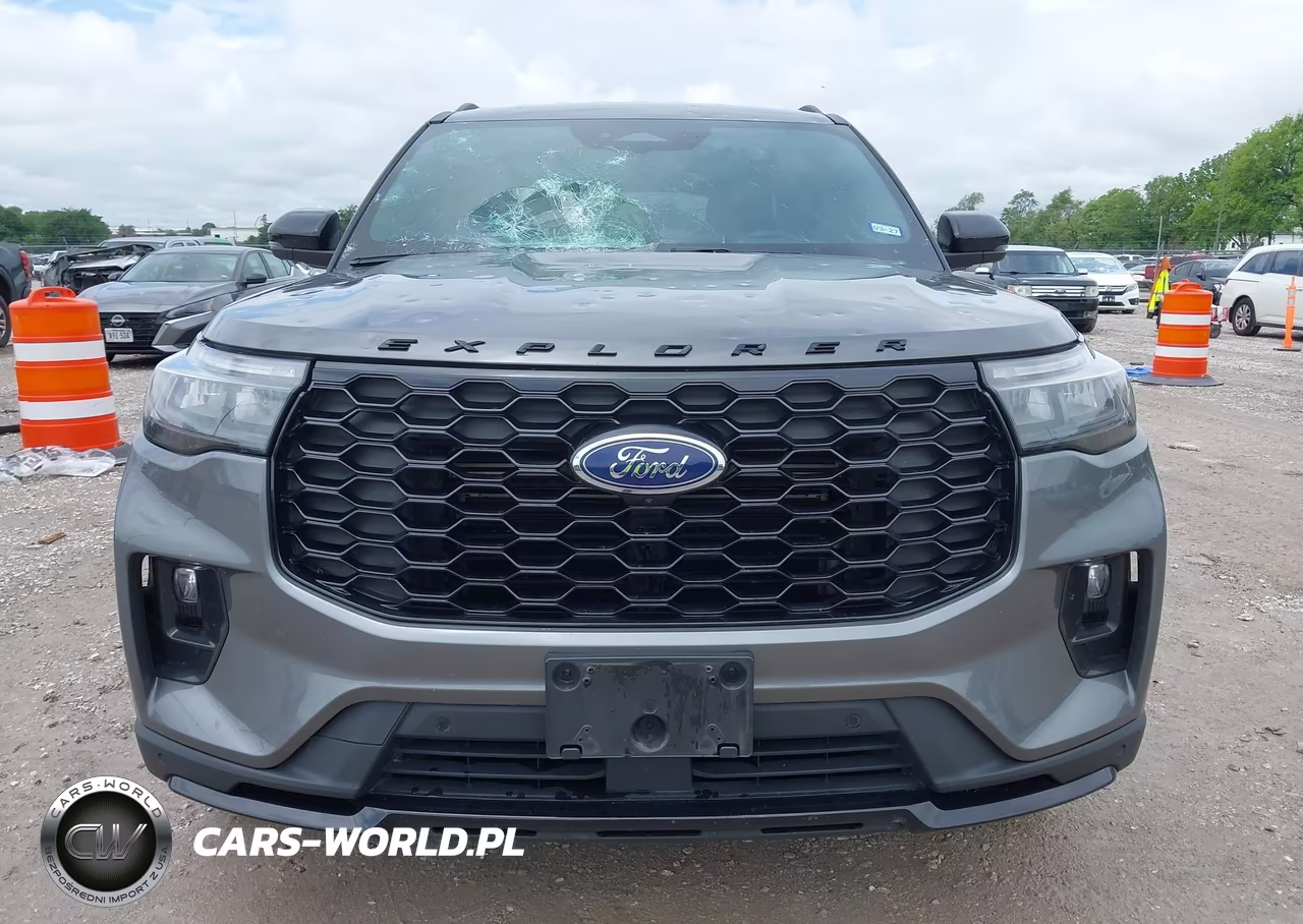 2025 Ford Explorer St-Line VIN:1FMUK8KHXSGB50538 - 12