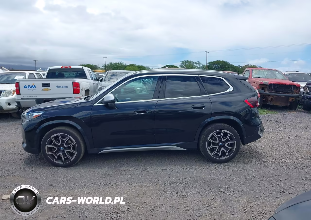 2023 BMW X1 xDrive28I VIN:WBX73EF09P5X62141 - 14