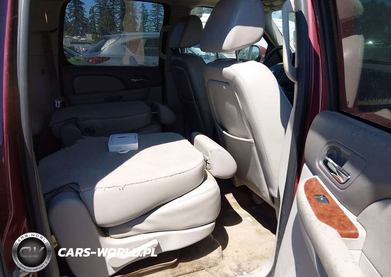2007 Chevrolet Suburban 1500 Ltz VIN:1GNFK16367J165042 - 8