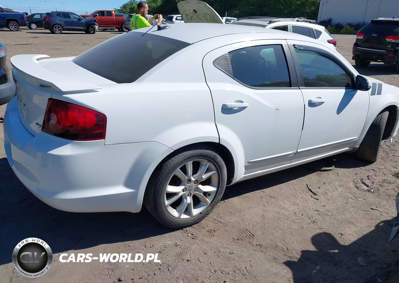 2013 Dodge Avenger R-T VIN:1C3CDZBG6DN590802 - 4