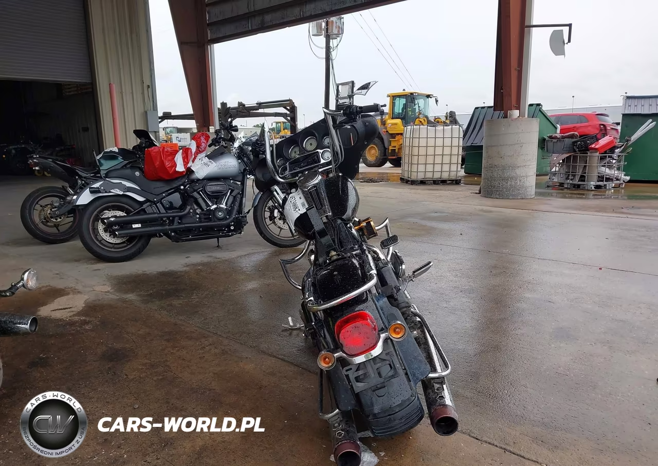 2006 Harley-Davidson Flhxi VIN:1HD1KBW1X6Y639344 - 6