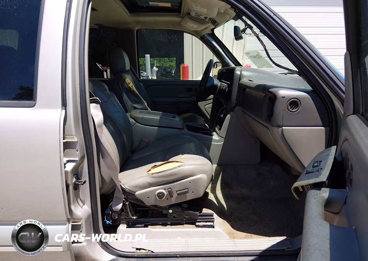2004 Chevrolet Tahoe Lt VIN:1GNEK13Z74R150891 - 5
