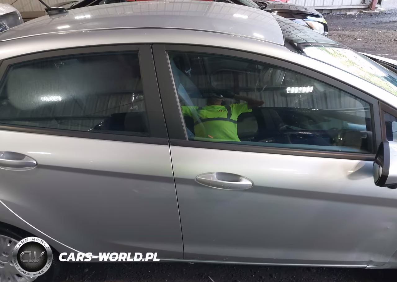 2016 Ford Fiesta S VIN:3FADP4AJ8GM142606 - 13