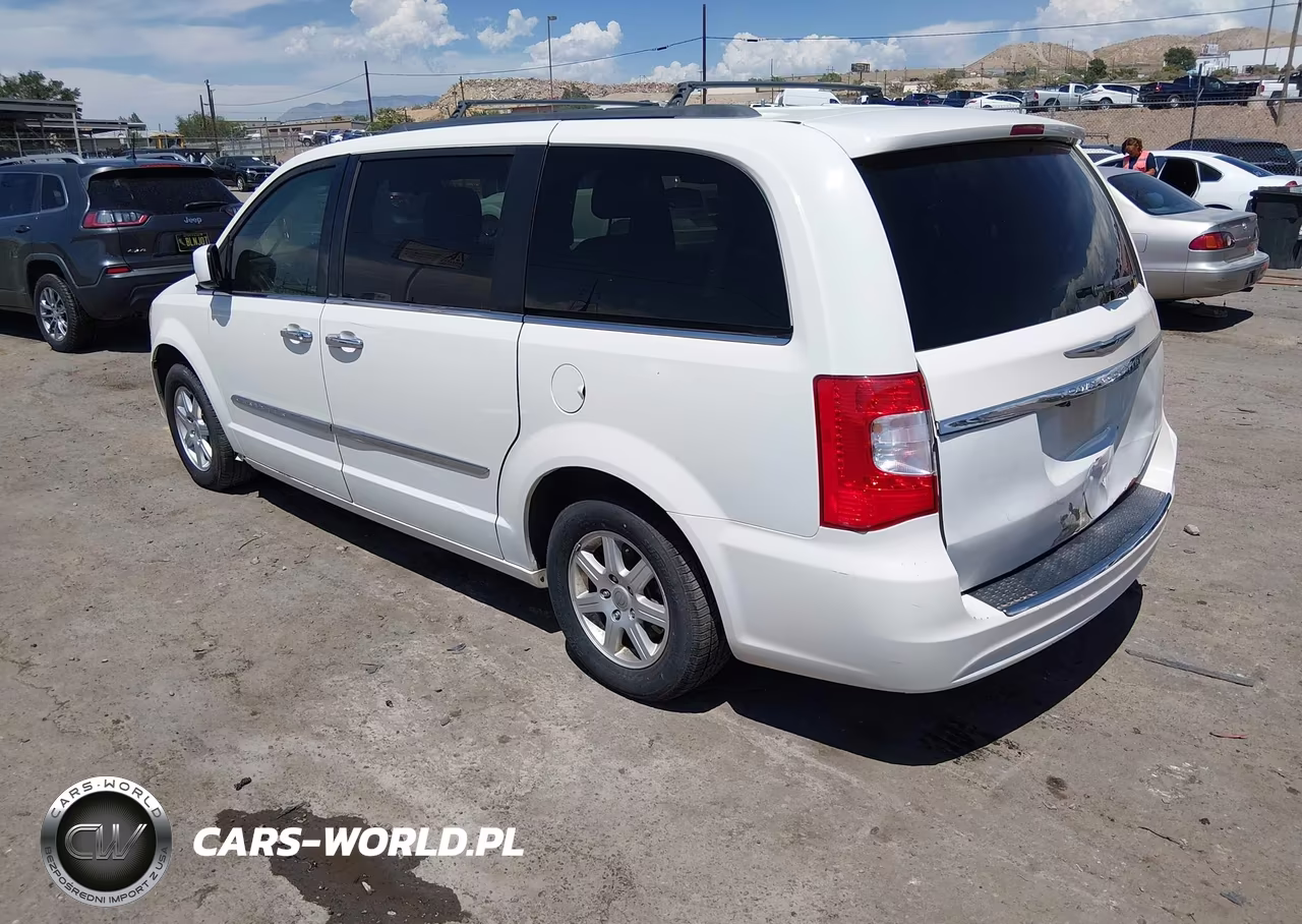 2011 Chrysler Town & Country Touring VIN:2A4RR5DG7BR635639 - 3