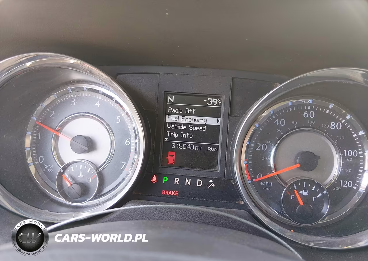 2011 Chrysler Town & Country Touring VIN:2A4RR5DG7BR635639 - 7