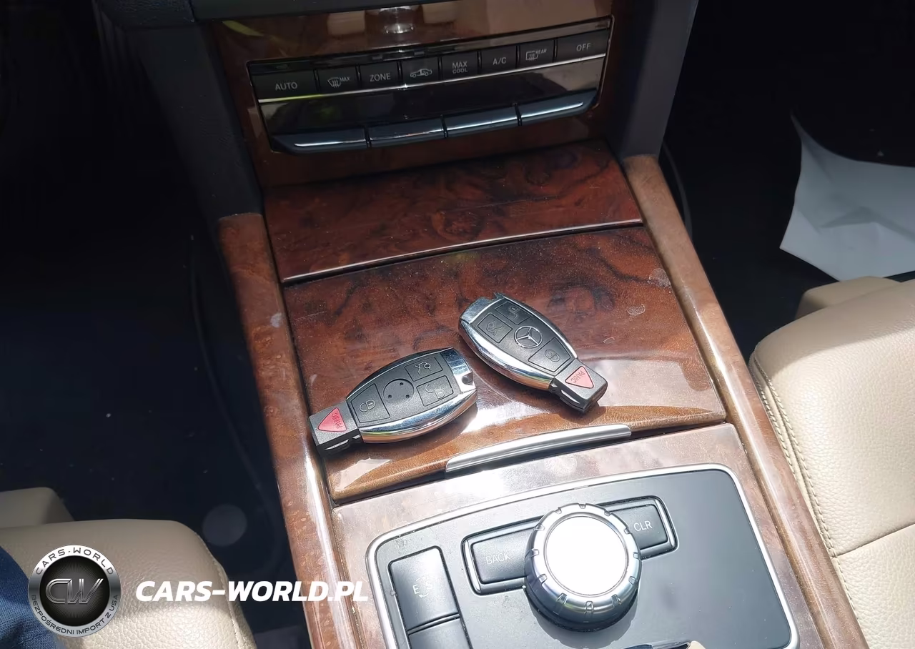 2013 Mercedes-Benz E 350 VIN:WDDHF5KBXDA748029 - 11
