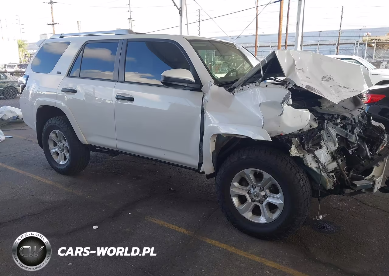 2017 Toyota 4Runner Sr5 – zdjęcie 1 z 17