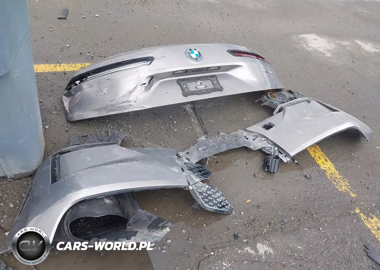 2023 BMW Ix xDrive50 VIN:WB523CF03PCM19294 - 11