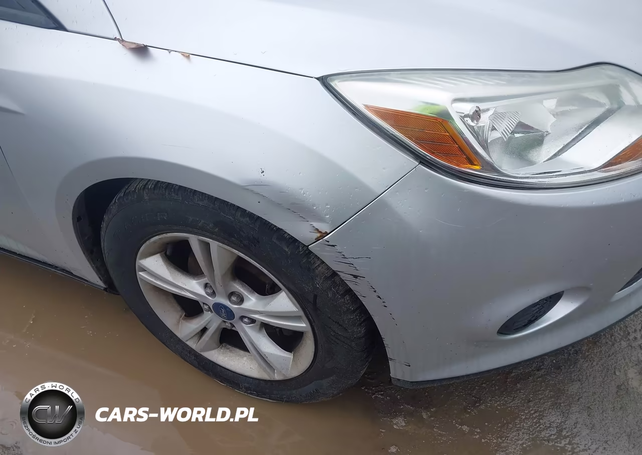 2014 Ford Focus Se VIN:1FADP3F21EL417663 - 6
