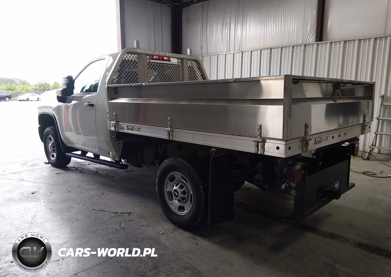 2024 Chevrolet Silverado 2500Hd 2Wd Long Bed Work Truck VIN:1GB0WLE70RF225586 - 3