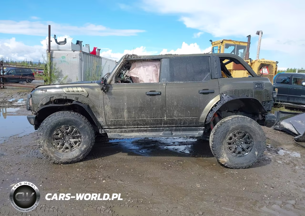 2024 Ford Bronco Raptor VIN:1FMEE0RR0RLA82702 - 13