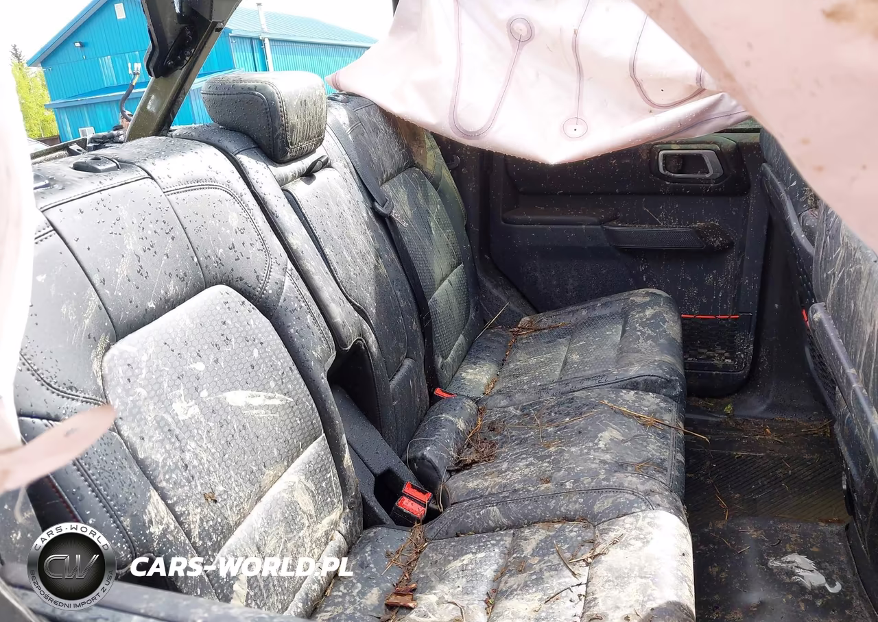 2024 Ford Bronco Raptor VIN:1FMEE0RR0RLA82702 - 8