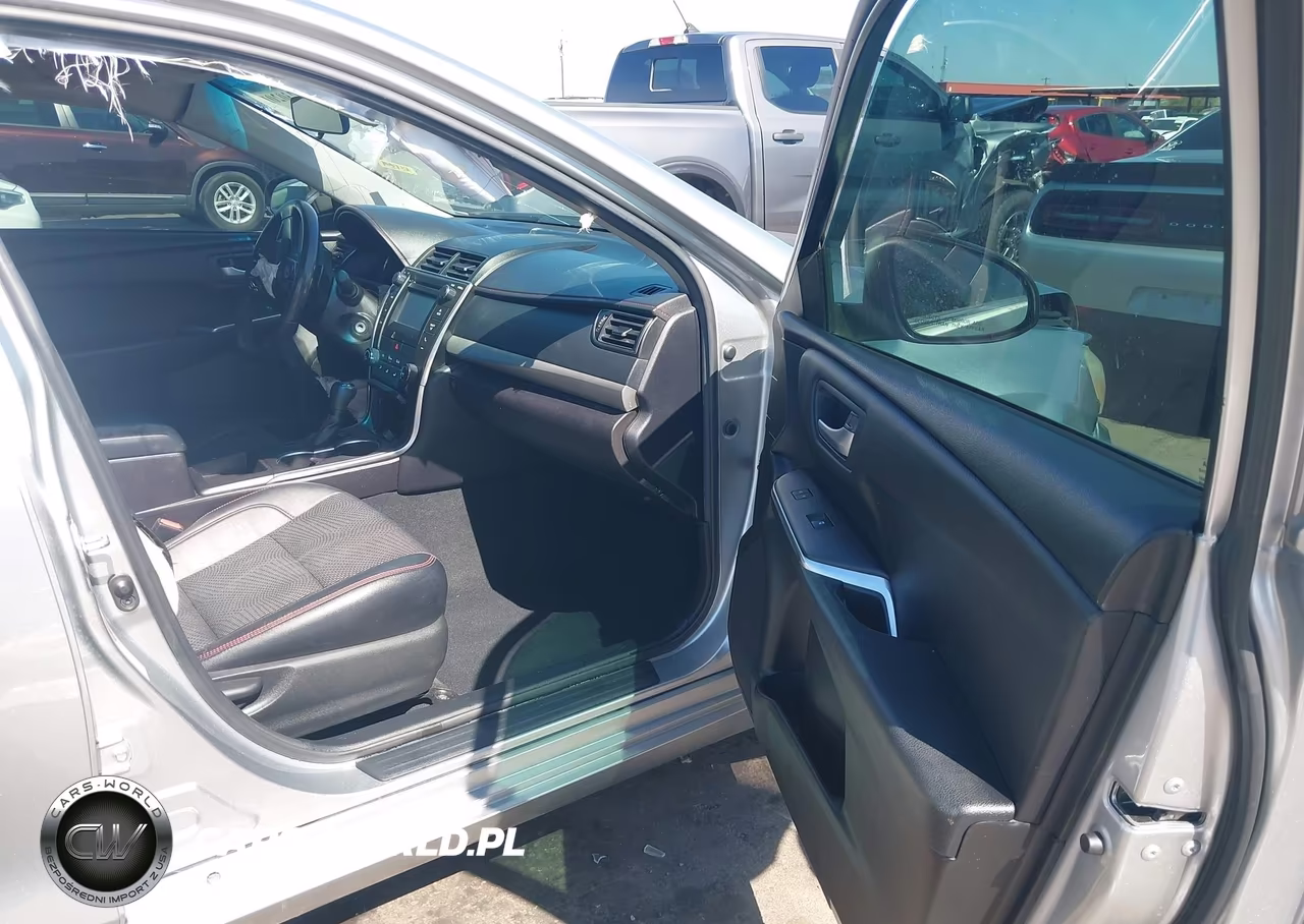 2017 Toyota Camry Se VIN:4T1BF1FK2HU343303 - 5