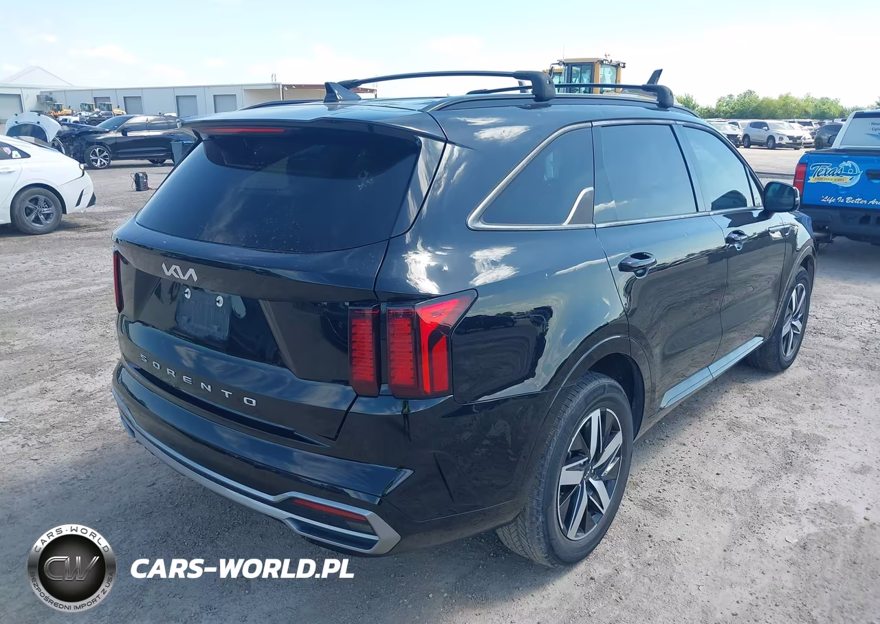 2022 Kia Sorento S VIN:5XYRL4LCXNG111751 - 4