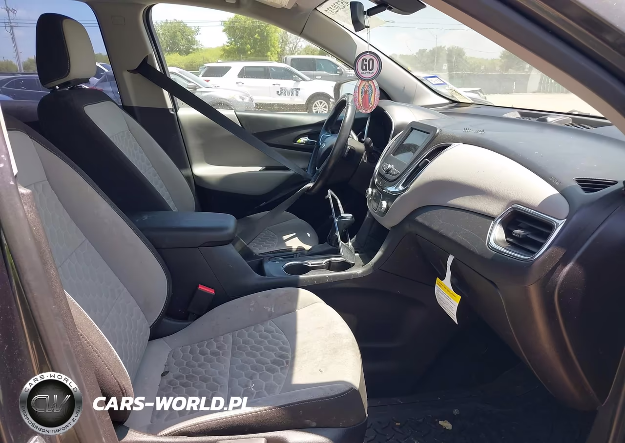 2019 Chevrolet Equinox Ls VIN:3GNAXHEV8KS545787 - 5