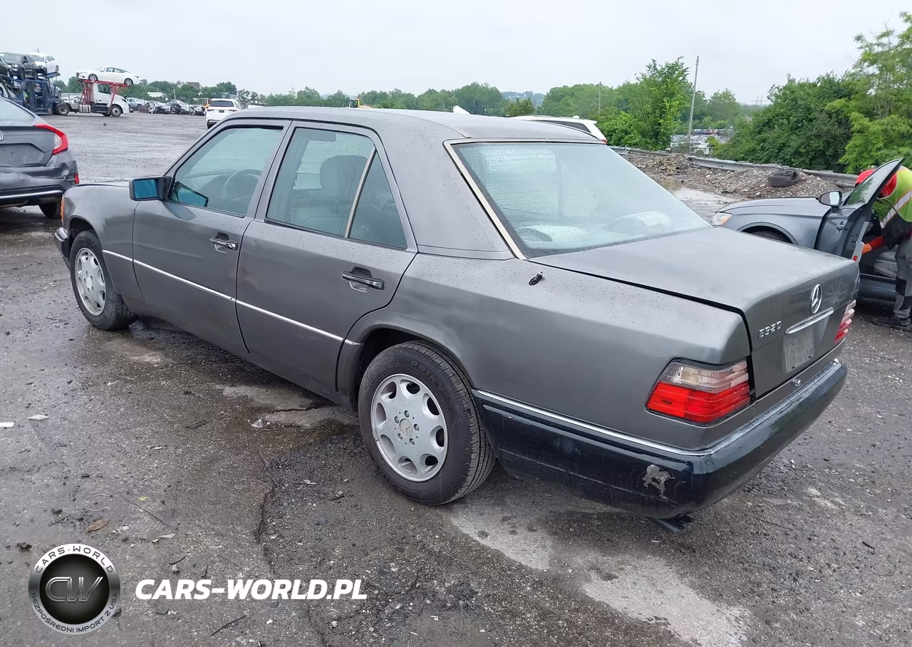 1994 Mercedes-Benz E 320 VIN:WDBEA32E2RC133379 - 3