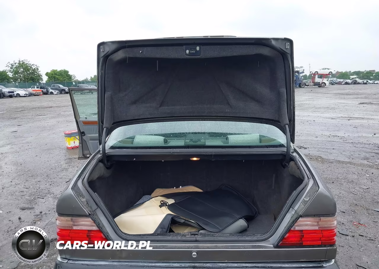 1994 Mercedes-Benz E 320 VIN:WDBEA32E2RC133379 - 6