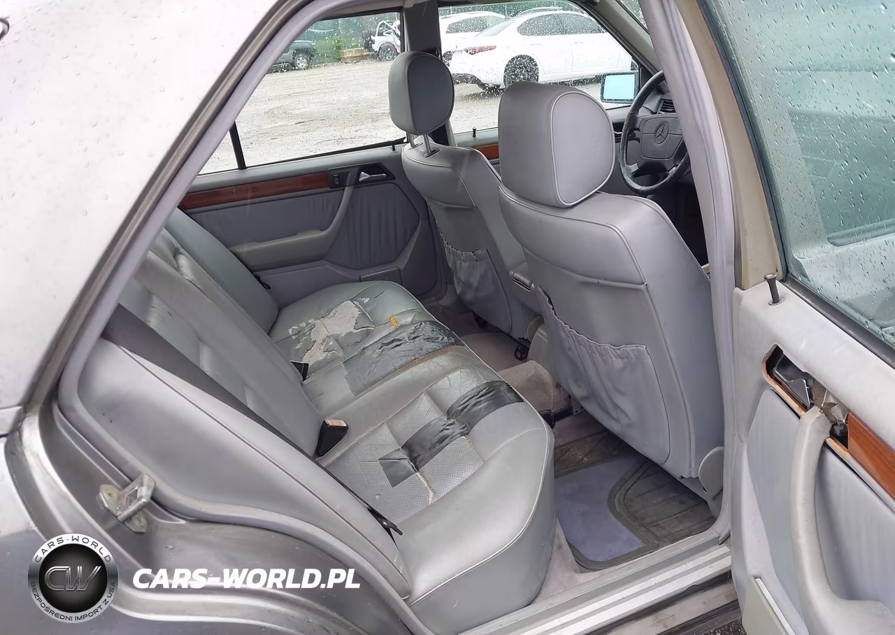 1994 Mercedes-Benz E 320 VIN:WDBEA32E2RC133379 - 8