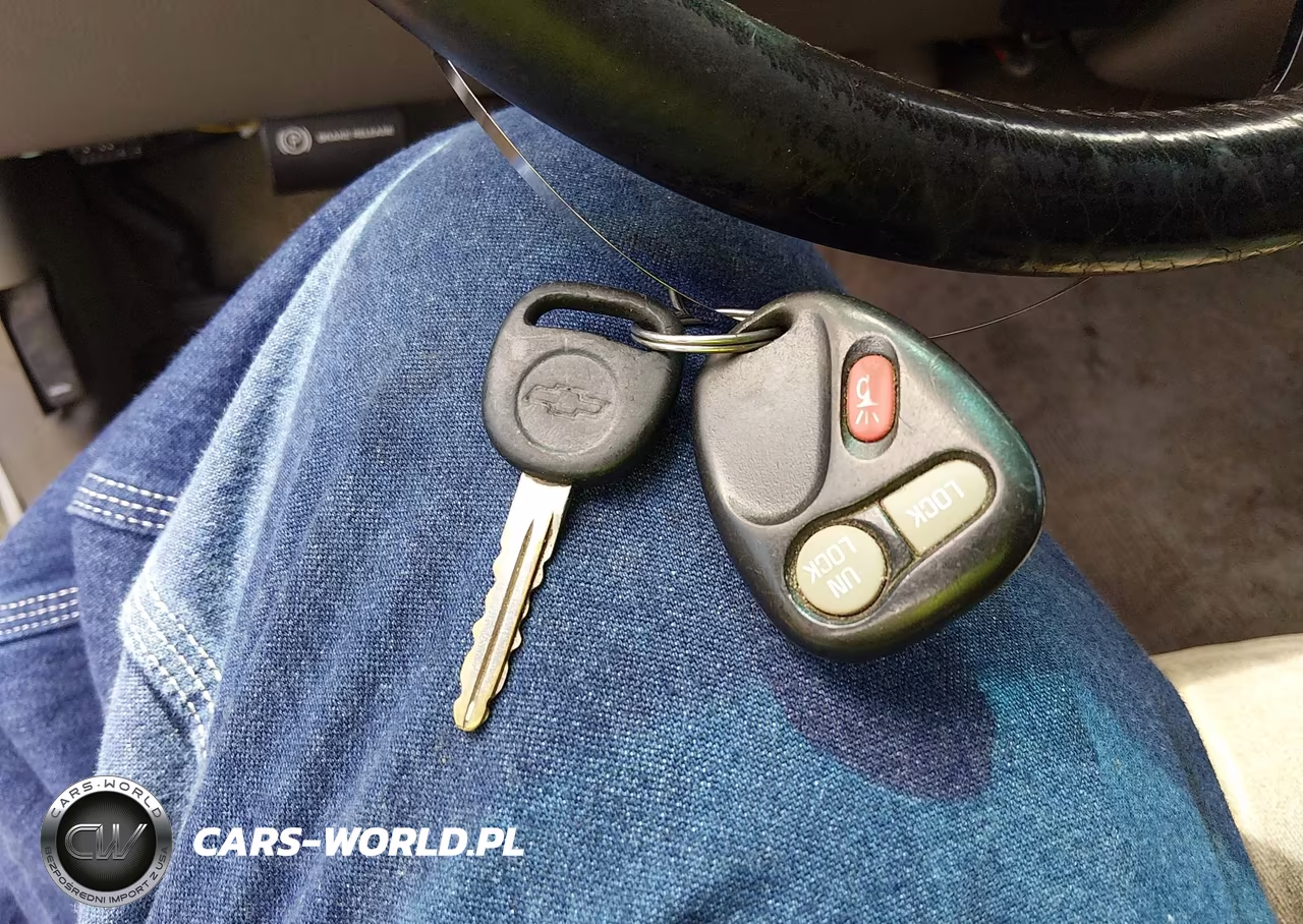 2000 Chevrolet Silverado 1500 Ls VIN:2GCEK19T9Y1169825 - 11