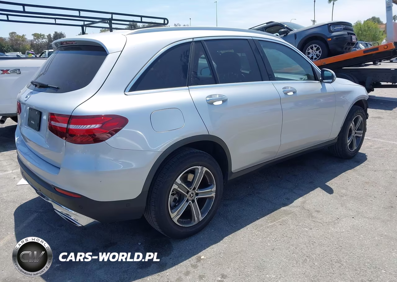 2017 Mercedes-Benz Glc 300 VIN:WDC0G4JB3HF250225 - 4